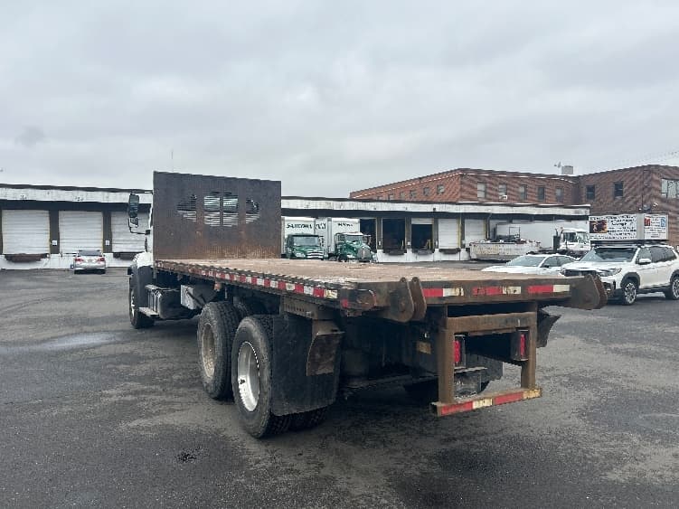 2020 Freightliner 114SD — photo 6