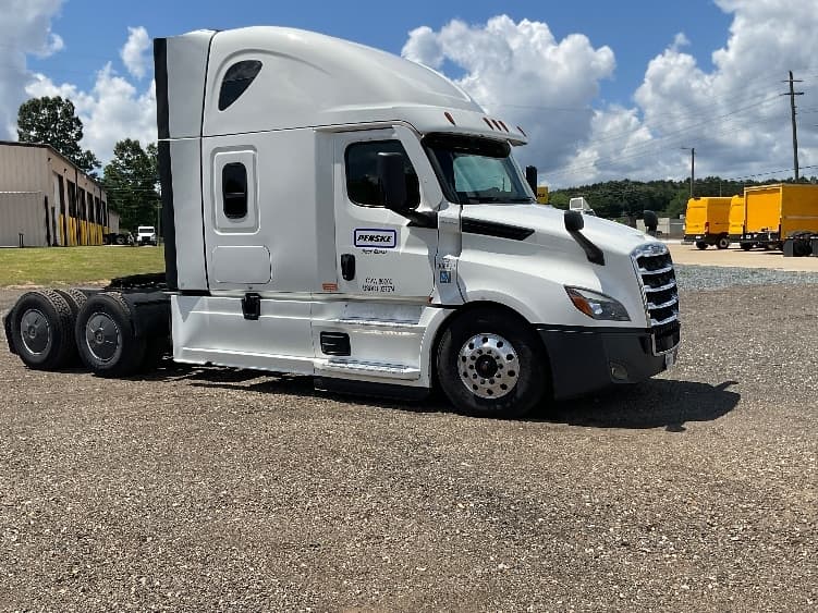 2020 Freightliner Cascadia
