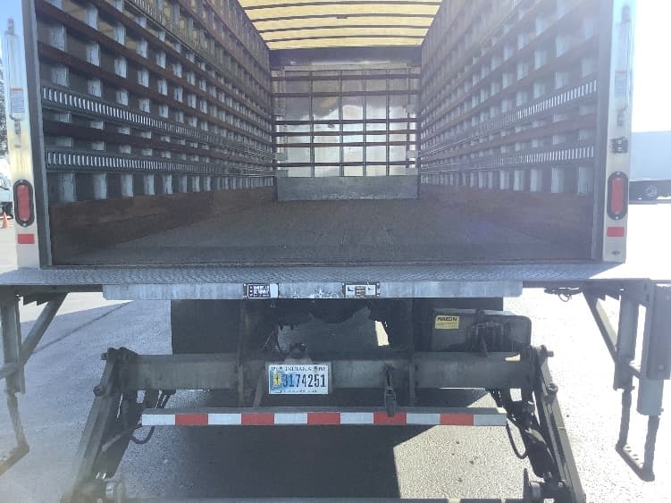 2020 Freightliner M2 106 — photo 10