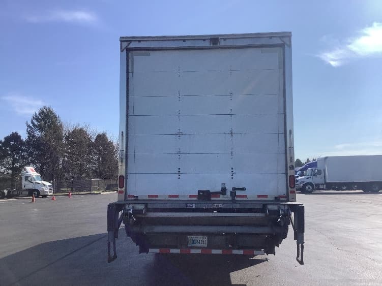 2020 Freightliner M2 106 — photo 7