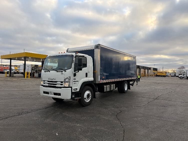 2020 Isuzu FTR — photo 3