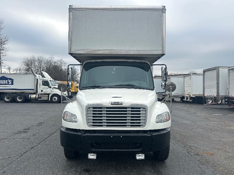 2020 Freightliner M2 106 — photo 2