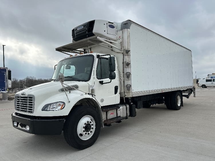 2020 Freightliner M2 106 — photo 3