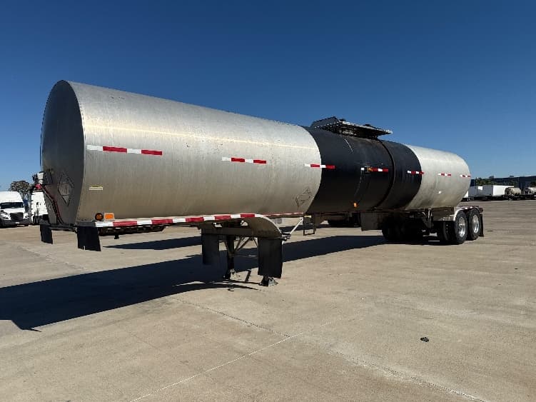 2021 Heil Trailer — photo 2