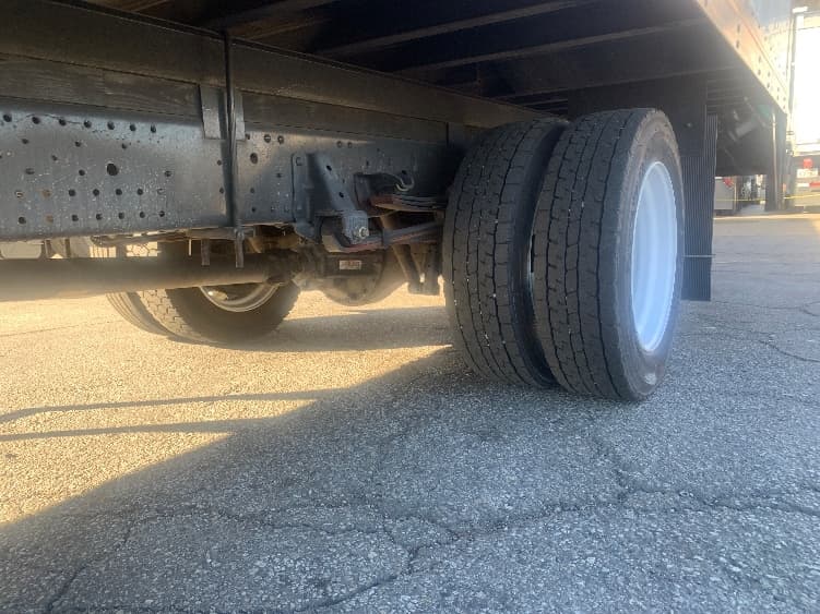 2020 Isuzu NQR — photo 5