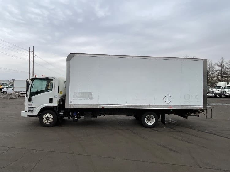 2020 Isuzu NPR — photo 4