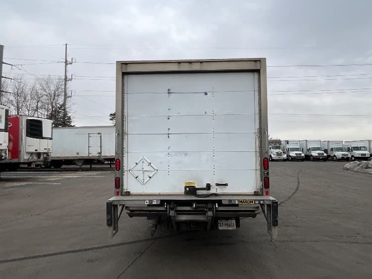 2020 Isuzu NPR — photo 7