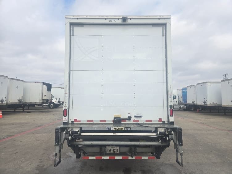 2020 Freightliner M2 106 — photo 7