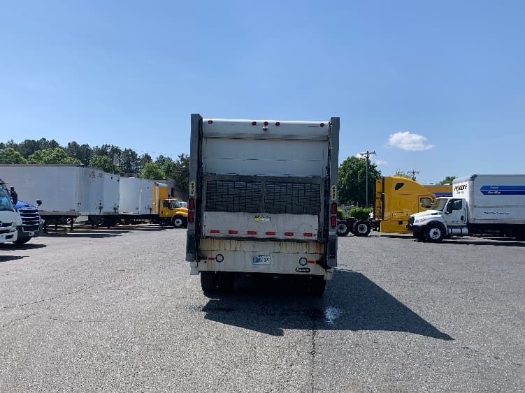 2020 Freightliner M2 106 — photo 7