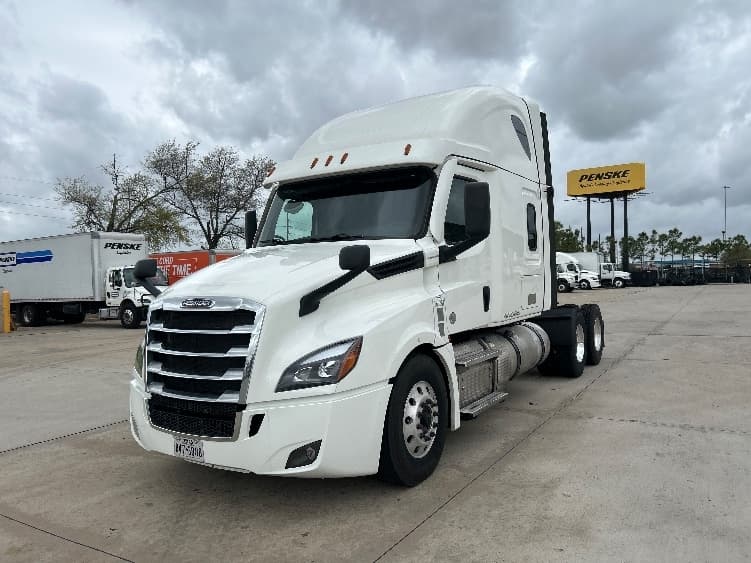 2021 Freightliner Cascadia — photo 3