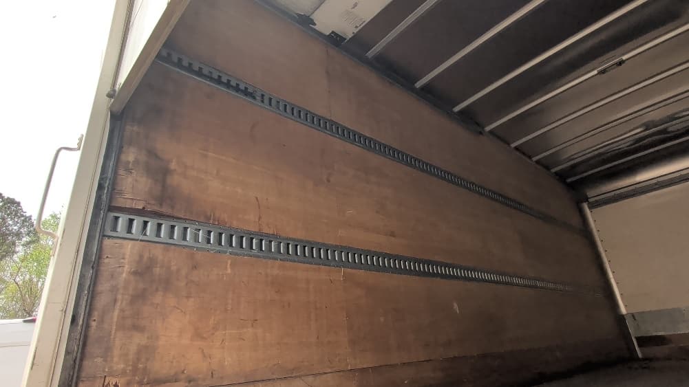 2021 Freightliner M2 106 — photo 10