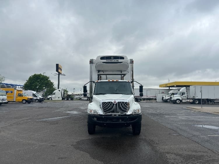 2021 International MV — photo 2