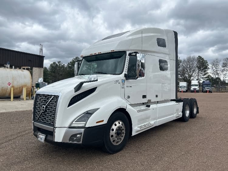 2021 Volvo VNL 760 — photo 3
