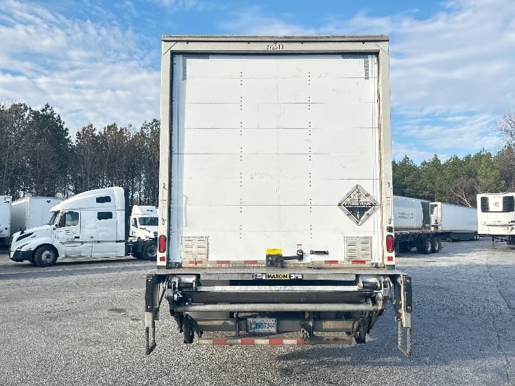 2021 Freightliner M2 106 — photo 7