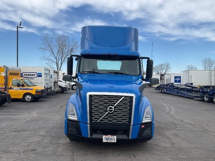 2021 Volvo — photo 2