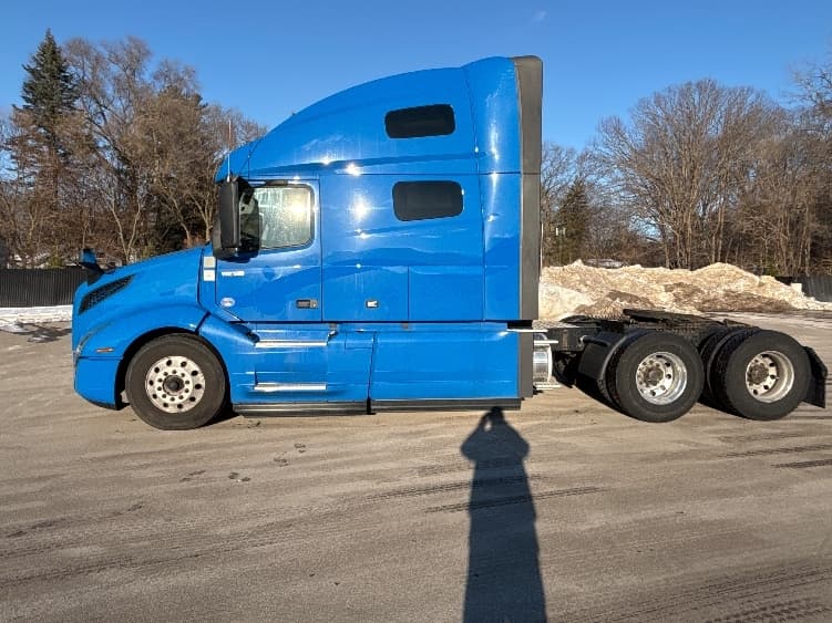 2021 Volvo — photo 4