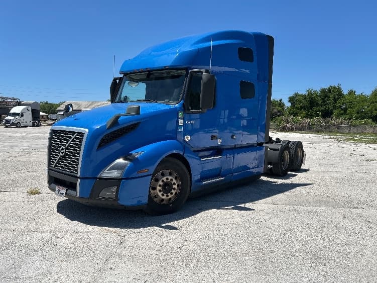 2021 Volvo VNL 760 — photo 3
