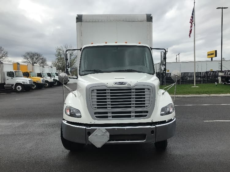 2021 Freightliner M2 112 — photo 2
