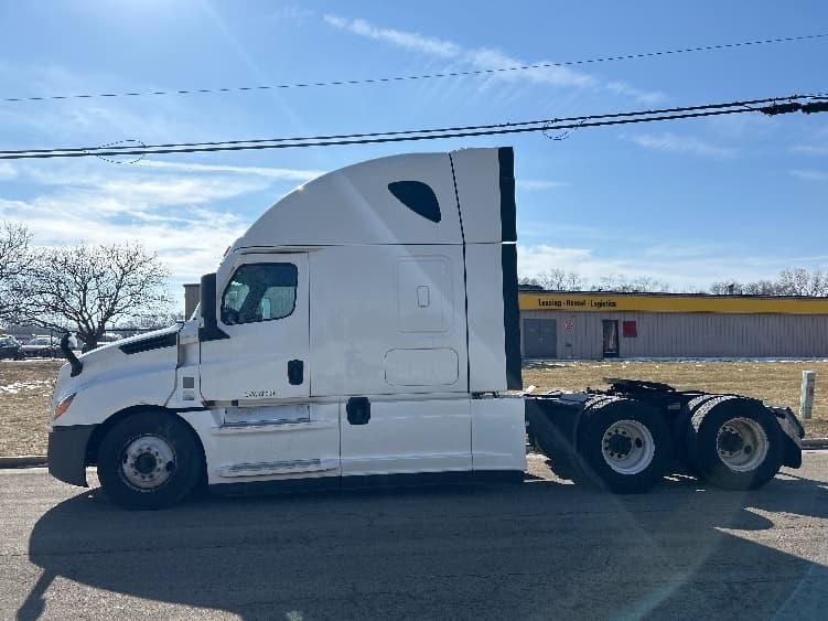 2020 Freightliner Cascadia — photo 4