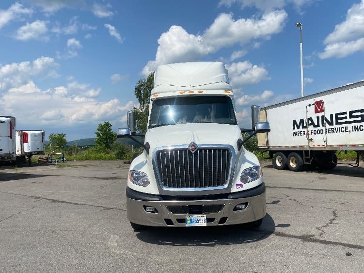 2021 International LT — photo 2