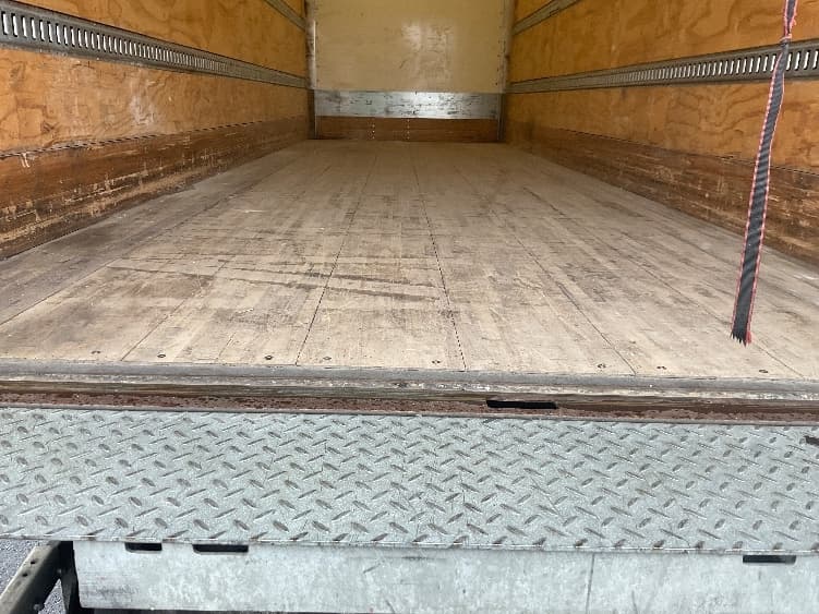 2021 Freightliner M2 106 — photo 10