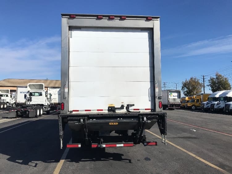 2021 Freightliner M2 106 — photo 7