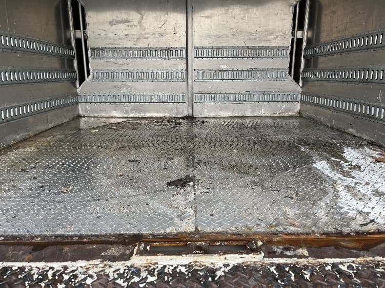 2021 Freightliner M2 106 — photo 10