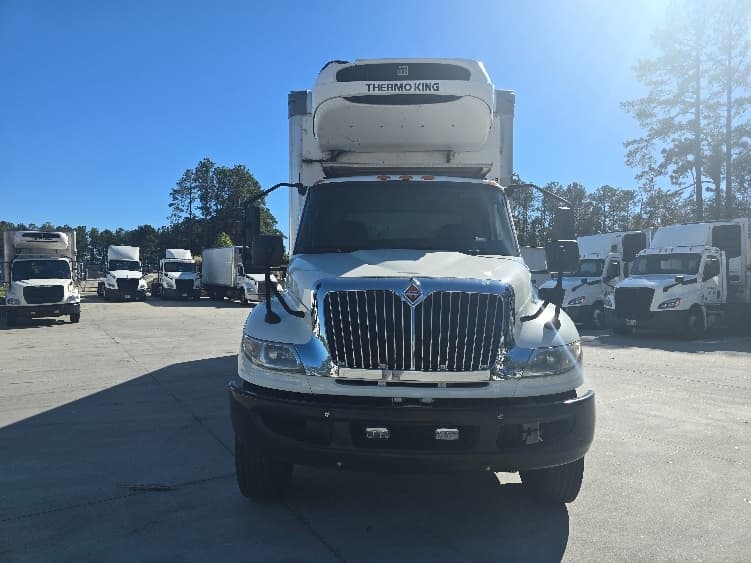 2021 International MV — photo 2