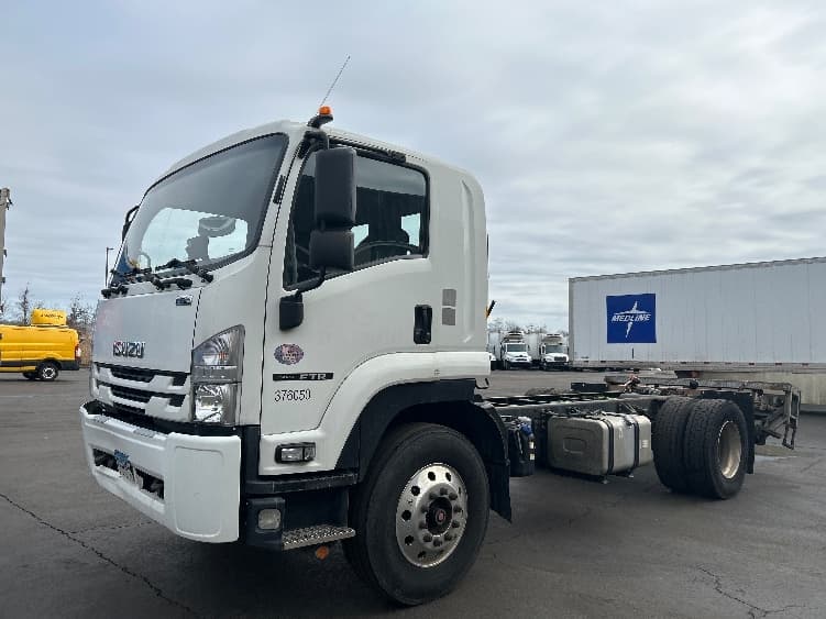2020 Isuzu FTR — photo 3