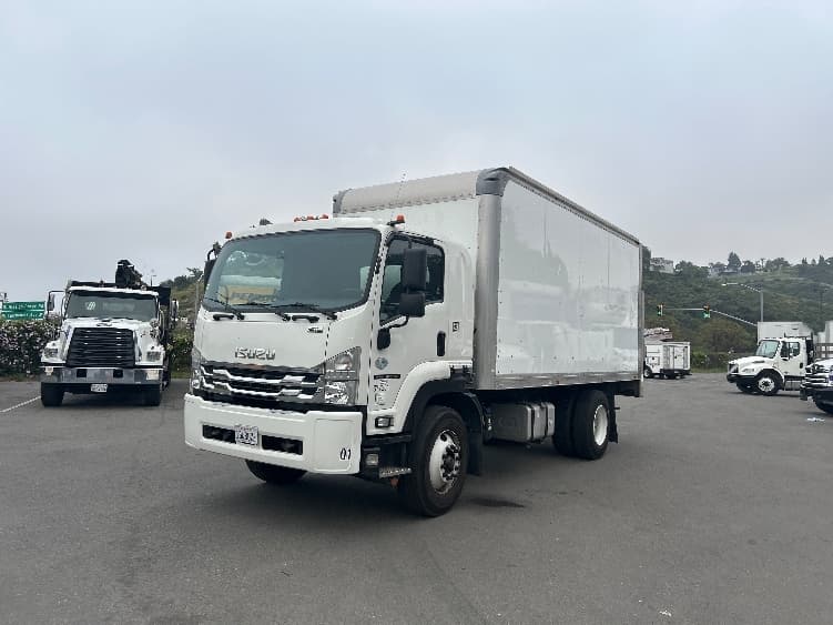 2020 Isuzu FTR — photo 3