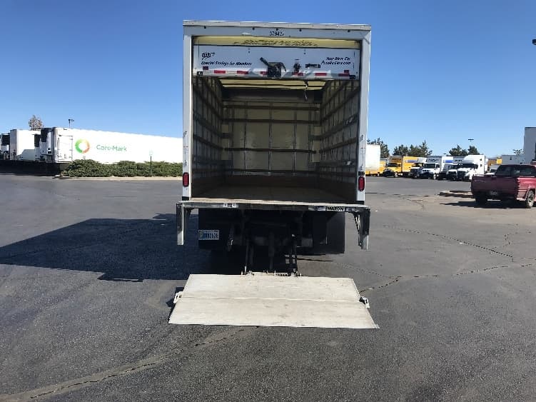 2021 Isuzu NPR — photo 9