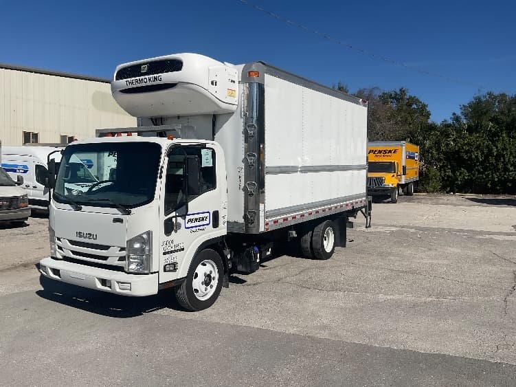 2021 Isuzu NRR — photo 3