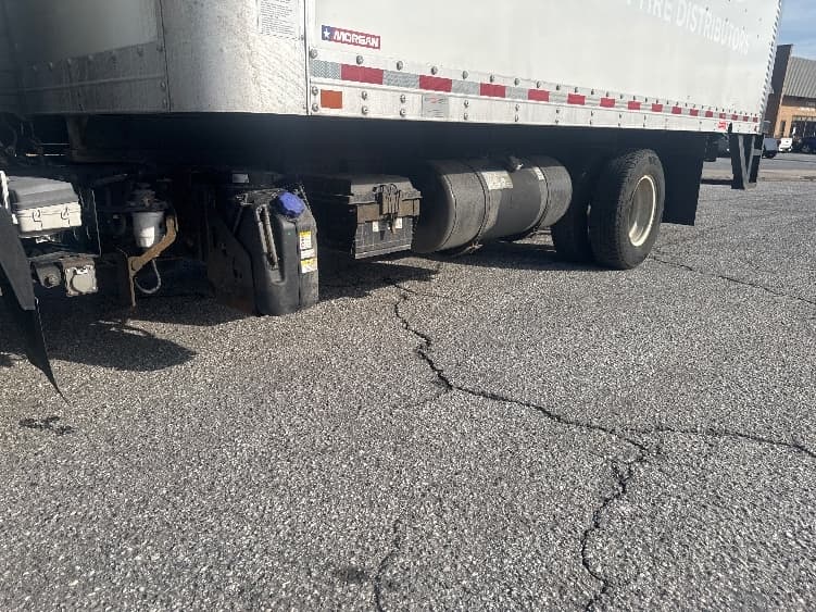 2021 Isuzu NPR — photo 5