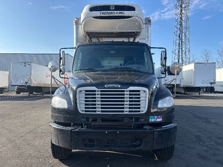 2021 Freightliner M2 106 — photo 2