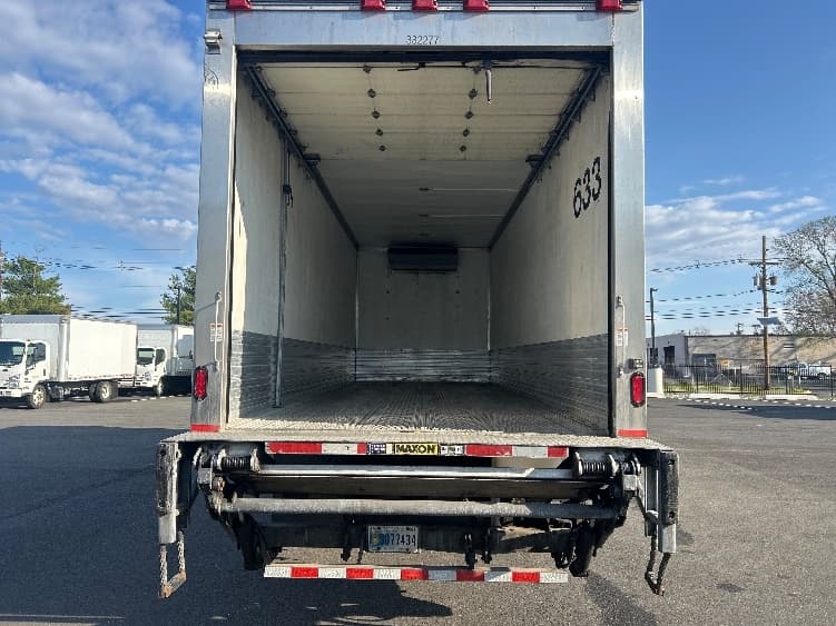 2021 Freightliner M2 106 — photo 8