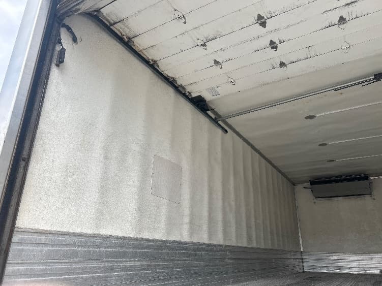 2021 Freightliner M2 106 — photo 10