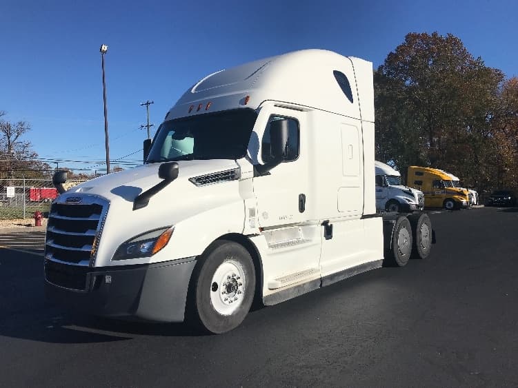 2021 Freightliner Cascadia — photo 3