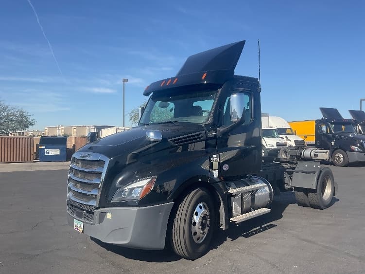2021 Freightliner — photo 3