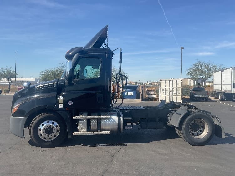 2021 Freightliner — photo 4