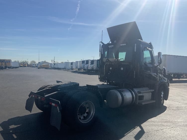 2021 Freightliner — photo 7