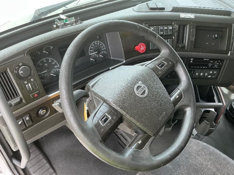 2022 Volvo VNL 760 — photo 10