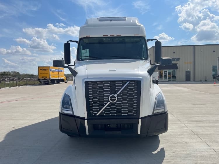 2022 Volvo VNL 760 — photo 7