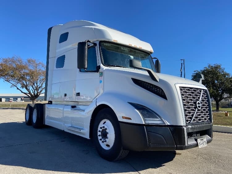 2022 Volvo VNL 760