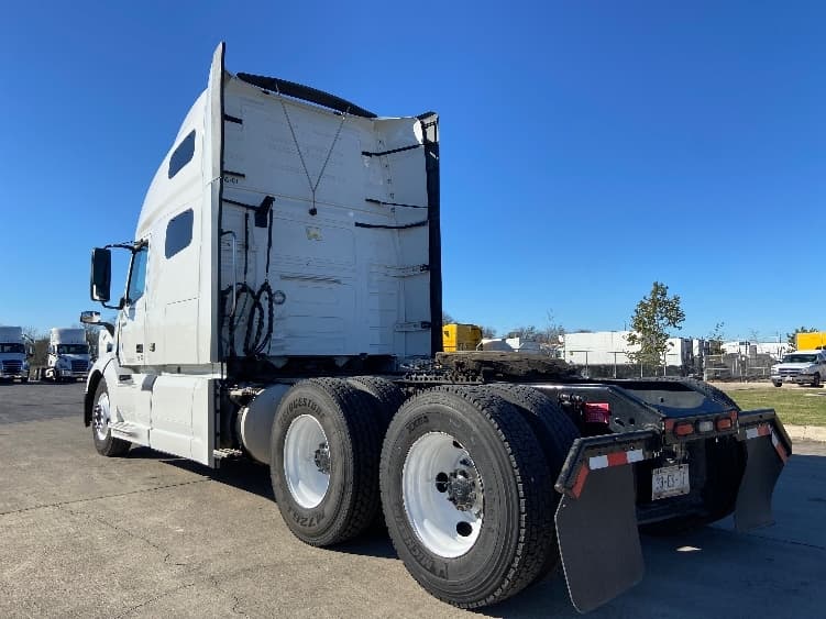2022 Volvo VNL 760 — photo 5
