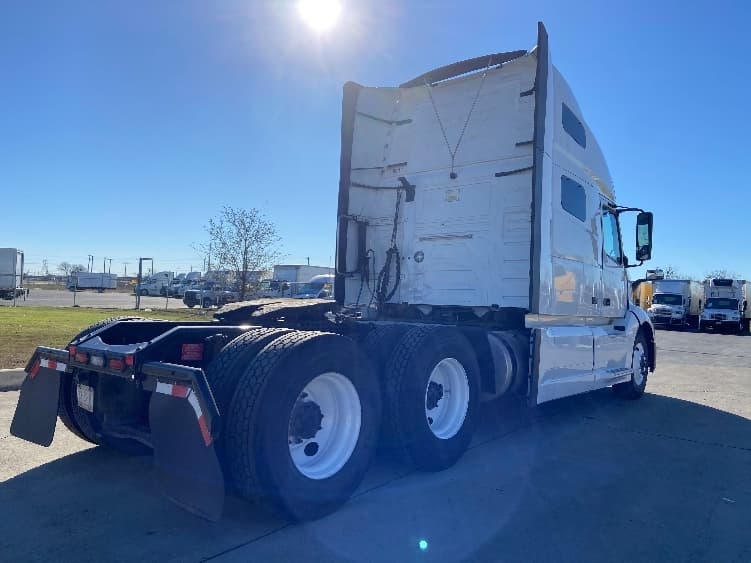 2022 Volvo VNL 760 — photo 7
