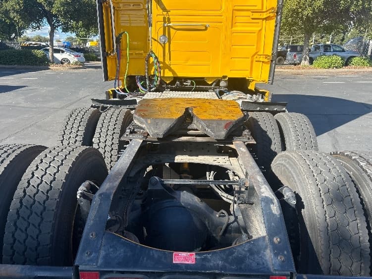 2022 Volvo VNL 760 — photo 6