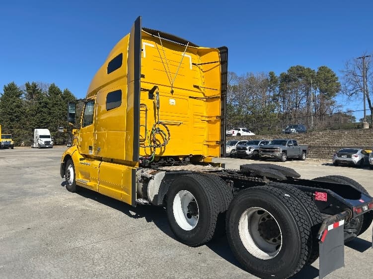 2022 Volvo VNL 760 — photo 5