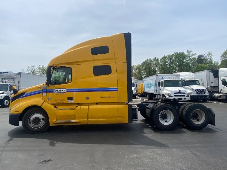 2022 Volvo VNL 760 — photo 4