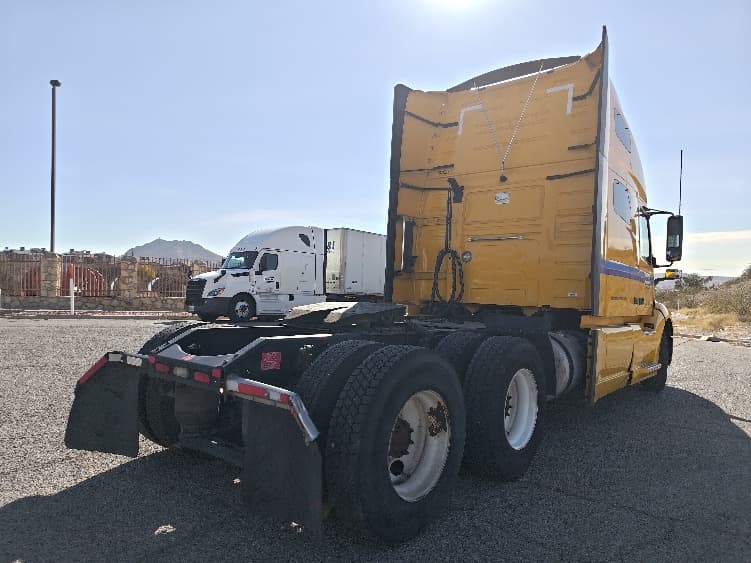 2022 Volvo VNL 760 — photo 7