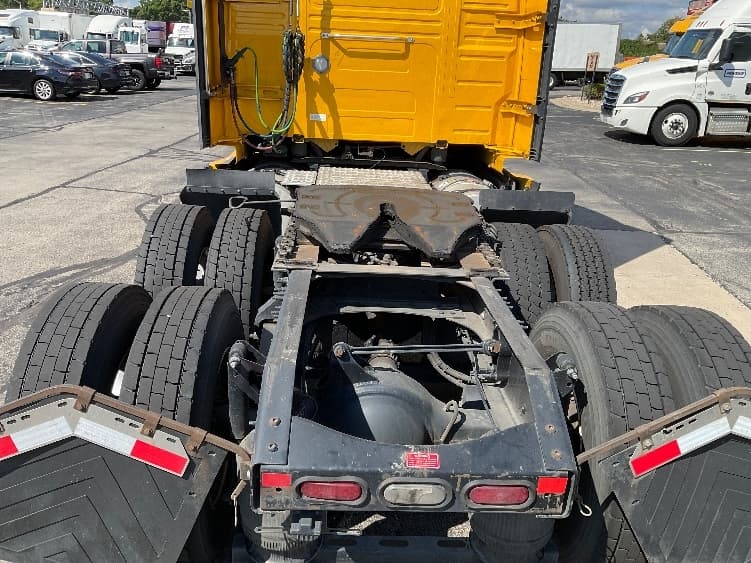 2022 Volvo VNL 760 — photo 6